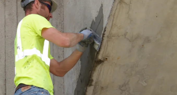 arreglar humedad por capilaridad en fachada de comunidad de vecinos en Galdácano, Bilbao