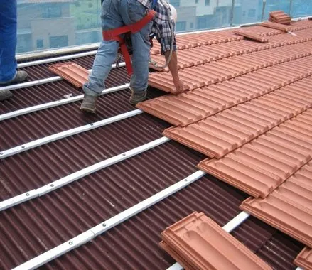 instalacion de onduline bajo teja en baracaldo